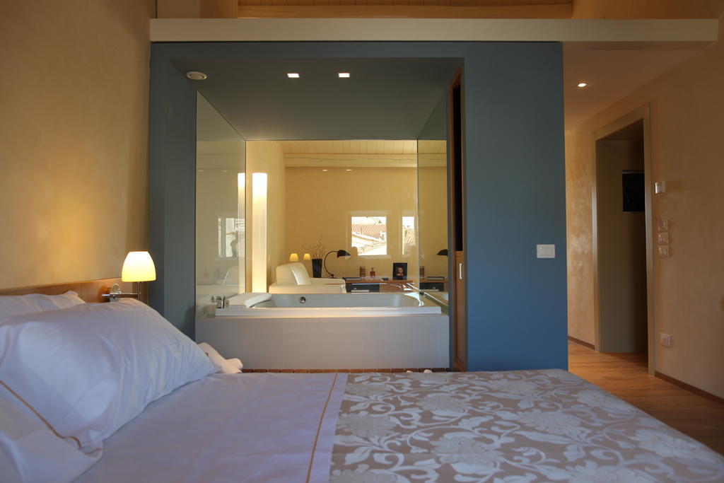 Relais Del Borgo Hotel & Spa 4 Stelle Staffolo Phòng bức ảnh